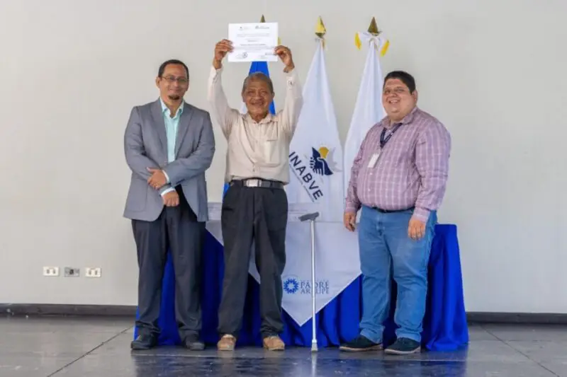 Inabve y Fundación Padre Arrupe imparten cursos vocacionales a 274 veteranos y excombatientes