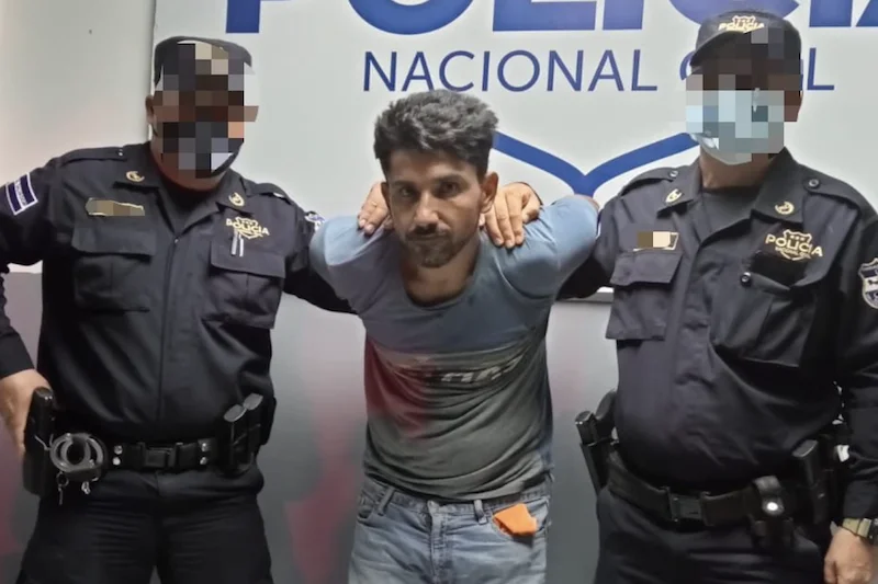 Condenan a hombre a 50 años por matar a golpes a su hijastro de 2 años