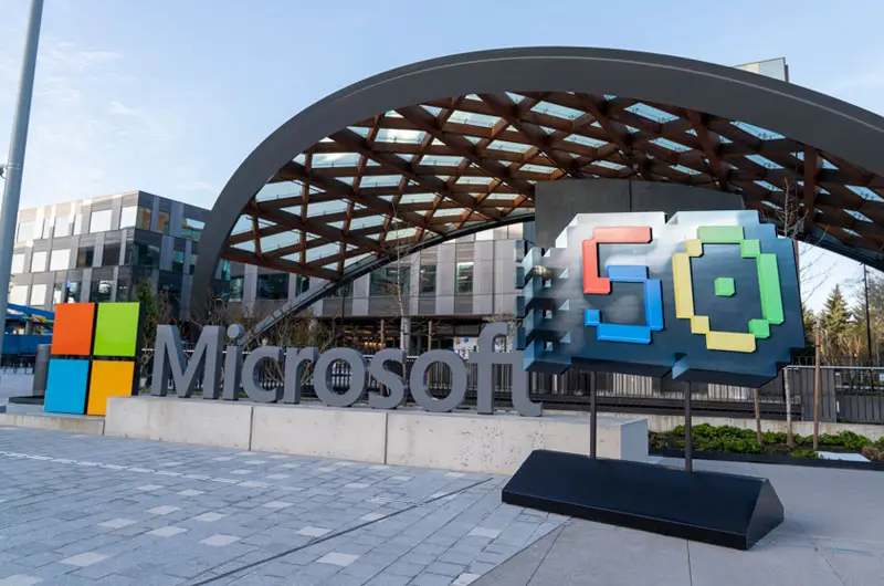 Falla en Azure afecta servicios de Microsoft 365 y Xbox este miércoles