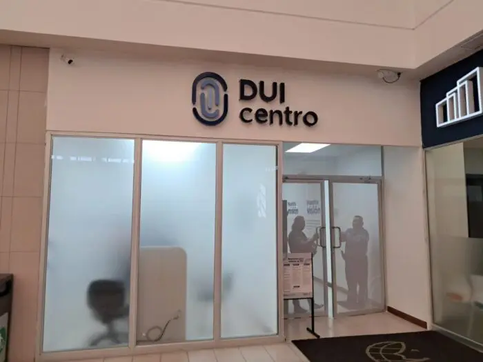 Oficializan traslado de duicentro a Plaza Mundo Apopa y suma cinco nuevas ubicaciones en el último año