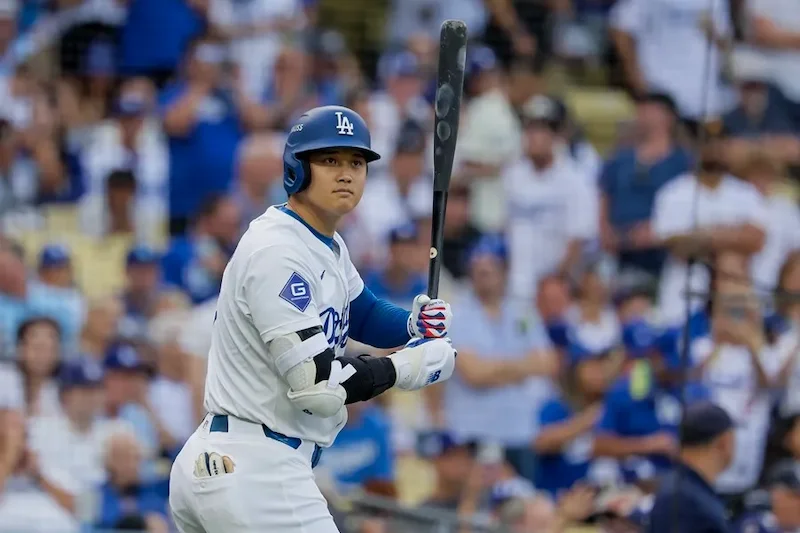 El pelotero japonés Ohtani dejará de lanzar y se enfocará en batear
