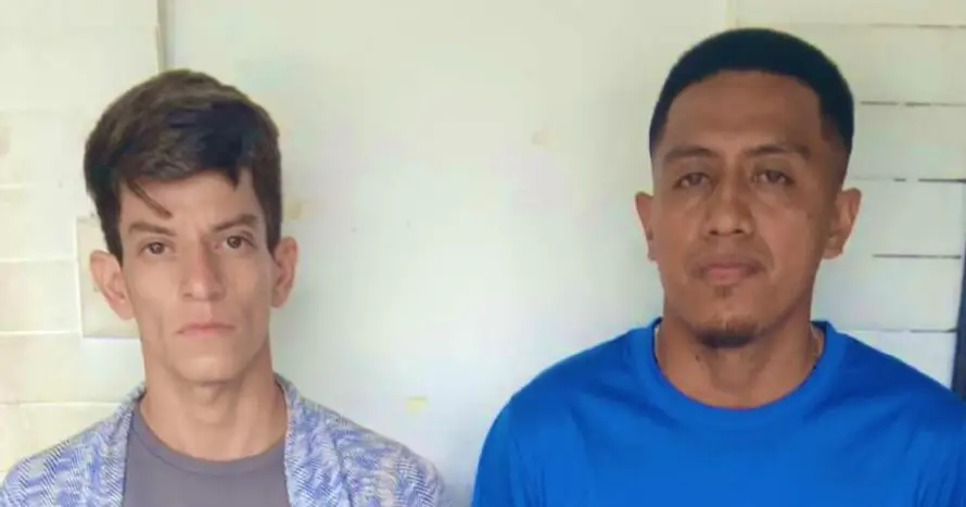 Capturan a dos sujetos por pedir una Uber moto y robarse la motocicleta