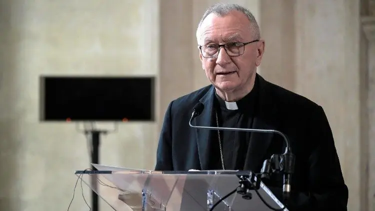 Secretario de Estado del Vaticano oficia misa en Guatemala con la presencia del presidente