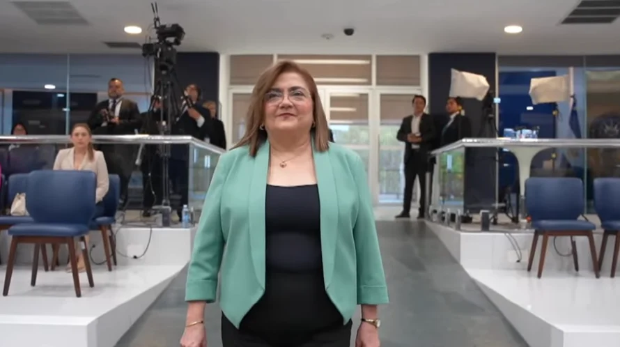 Raquel de Guevara: "Asumo mi tercer periodo como procuradora con gran compromiso a favor de la dignidad humana"
