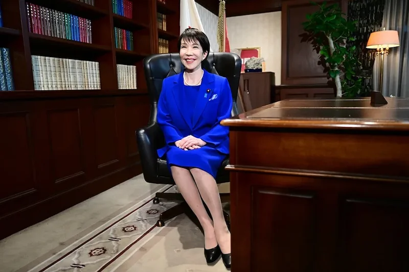 La conservadora Sanae Takaichi se perfila como la primera mujer en liderar Japón