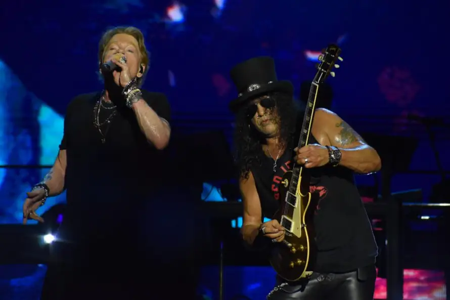 Guns N' Roses honra a El Salvador con un video especial de su reciente concierto