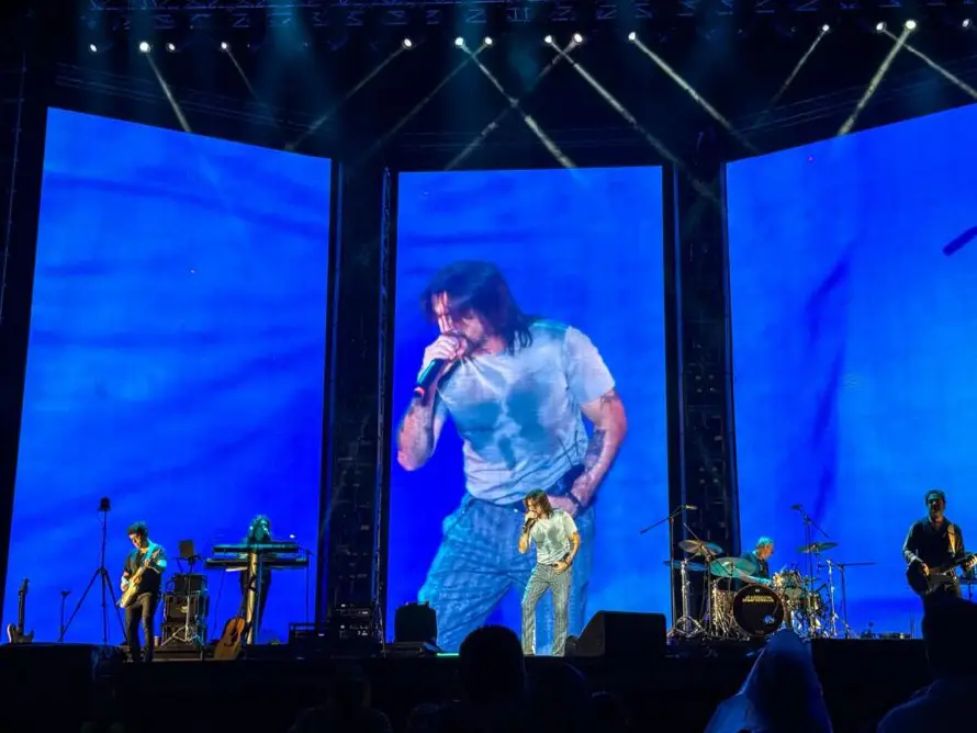 El Latam Tour 2025 de Juanes conquistó a El Salvador en un concierto memorable