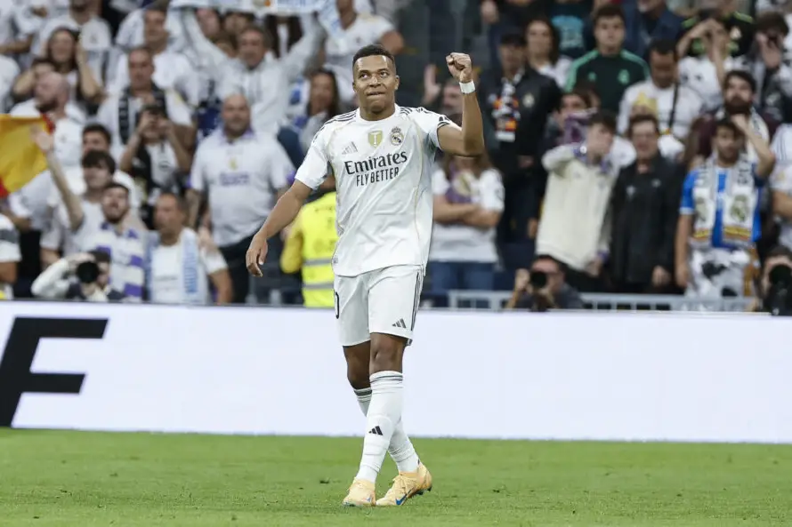 Xabi Alonso compara a Mbappé con Cristiano Ronaldo por su ambición y goles