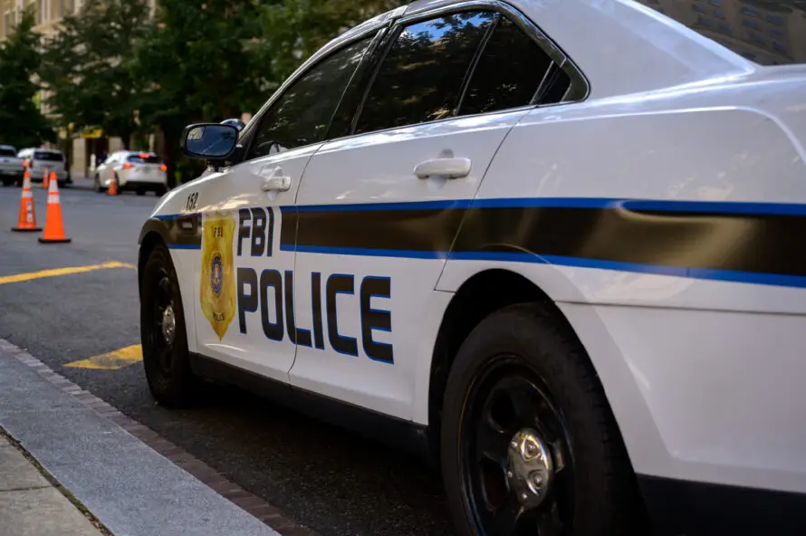 El FBI arresta en Puerto Rico a 12 personas, incluidos varios funcionarios de Hacienda