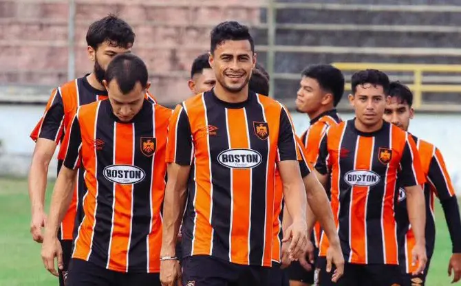 Águila recibe a Fuerte San Francisco en partido crucial rumbo a la clasificación de cuartos de final