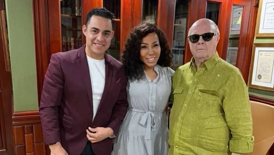 El alcalde Henry Flores en reuniones culturales con Magali Febles y expresidente dominicano