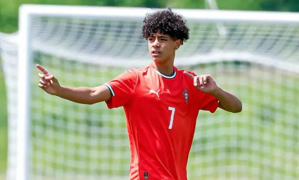 El hijo mayor de Cristiano Ronaldo debuta con la selección sub-16 de Portugal