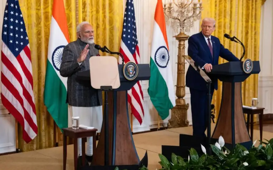 Trump asegura que Modi se ha comprometido a que India dejará de comprar petróleo ruso