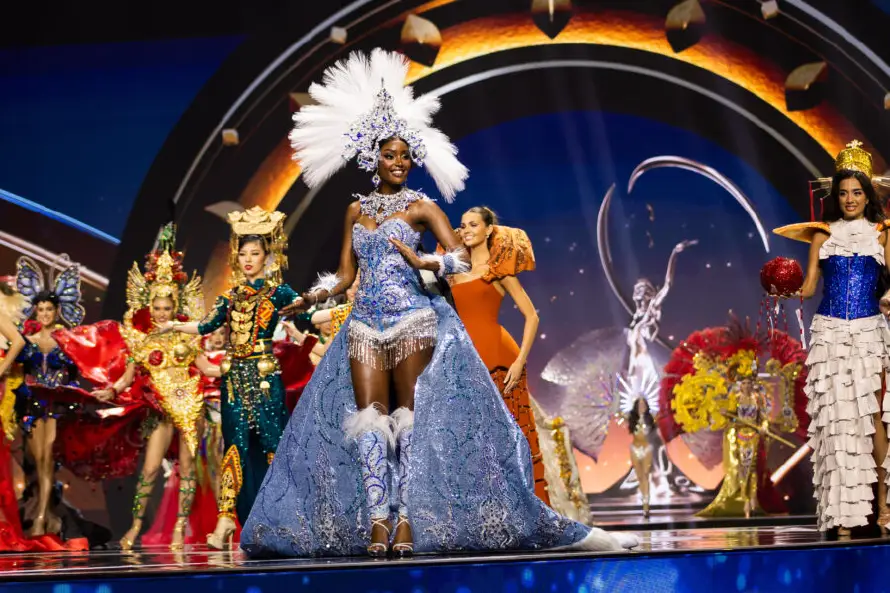 Latinas o en exilio: cinco candidatas de Miss Universo fueron enviadas desde EE.UU.
