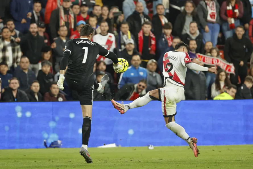 Real Madrid empata 0-0 con Rayo Vallecano en el Estadio de Vallecas