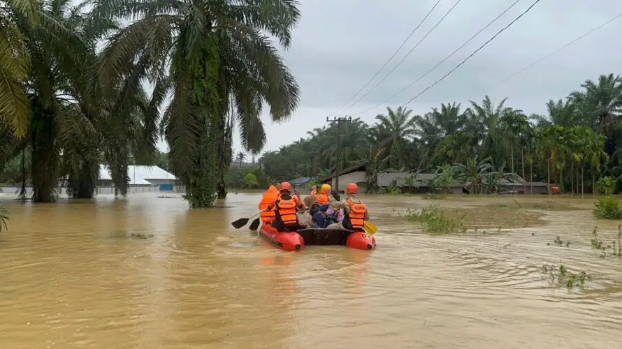 Al menos 790 muertos por inundaciones en Tailandia, Indonesia y Sri Lanka