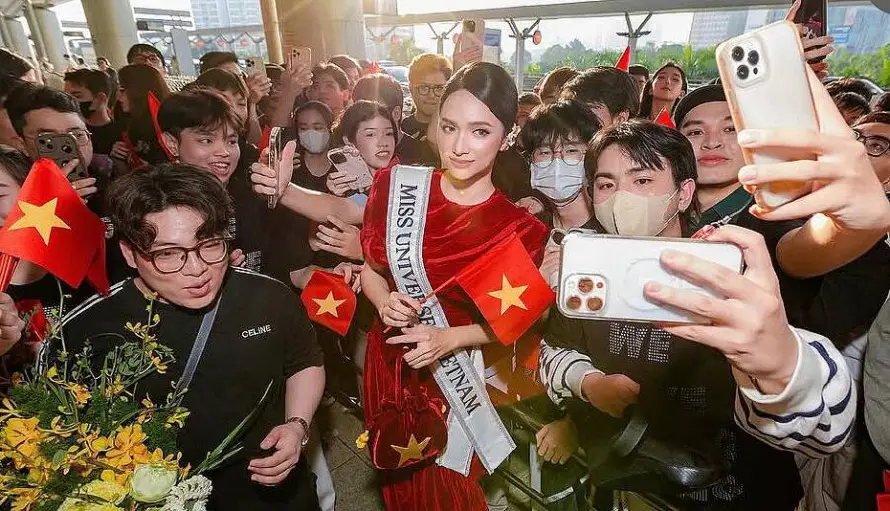 Ella es Nguyễn Hương Giang, la Miss Vietnam transgénero en Miss Universo 2025