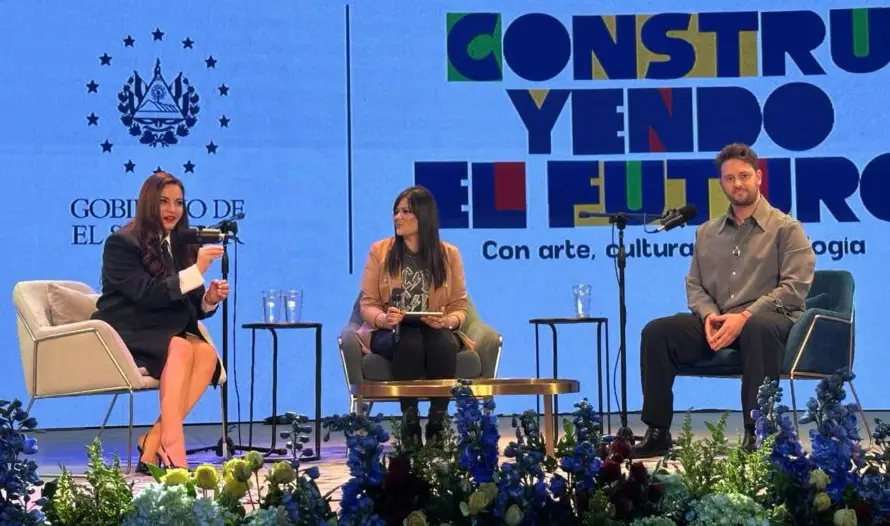 La madre de Christopher Uckermann quiere conocer al presidente Nayib Bukele