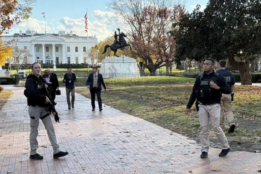 Dos agentes de la Guardia Nacional heridos en un tiroteo cerca de la Casa Blanca