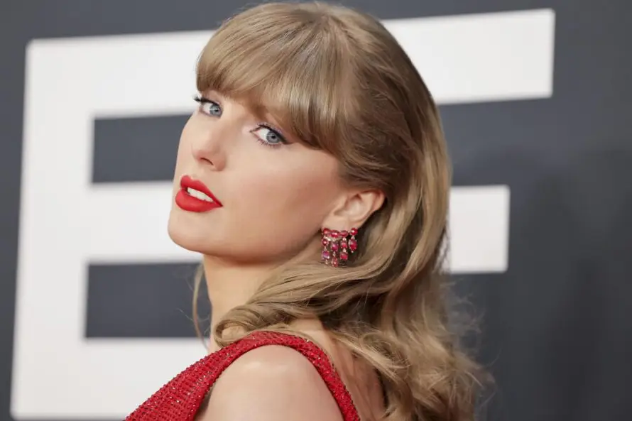 Remix de The Chainsmokers lleva "The Fate of Ophelia", de Taylor Swift, a las discotecas