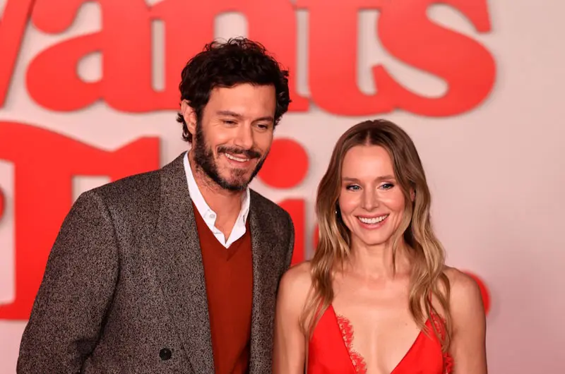 La comedia romántica "Nobody Wants This" renueva para una tercera temporada en Netflix