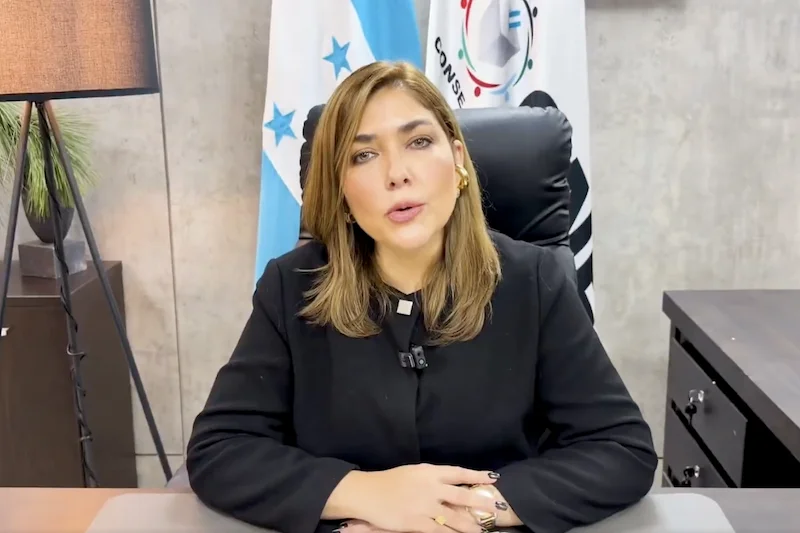 Consejo electoral de Honduras atribuye a problemas técnicos la caída del recuento de votos