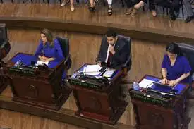 Arena y Vamos acumulan 72 iniciativas en dos años del Legislativo: solo dos apoyada por NI