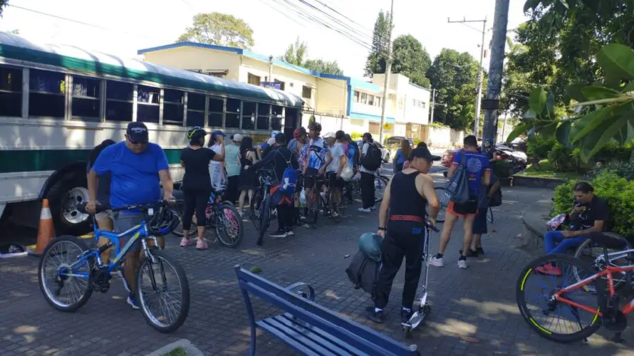 Paso en el Periférico Gerardo Barrios estará cerrado desde la tarde de este sábado por pedaleada