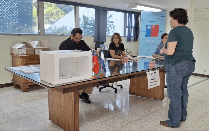 Chilenos en El Salvador podrán votar este 16 de noviembre en elecciones presidenciales 2025
