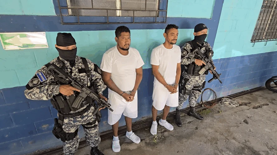 Dos extranjeros seguirán detenidos por tráfico de droga