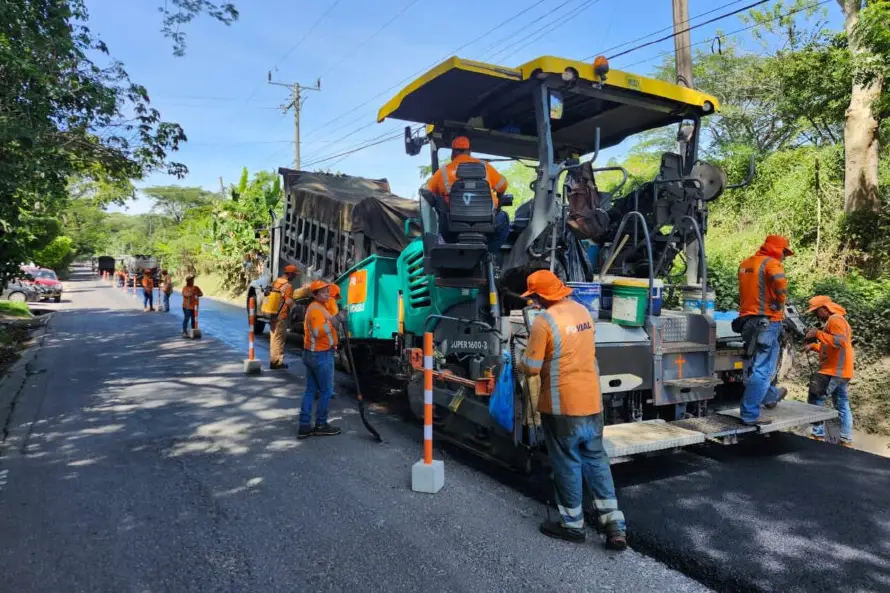 El 62.6 % de la red vial de El Salvador está pavimentada