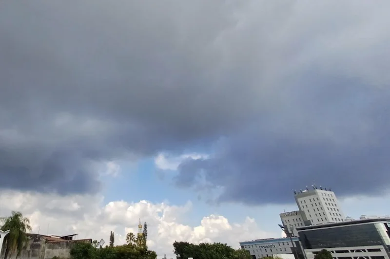 Un martes con lluvias aisladas en zonas altas en la tarde y noche