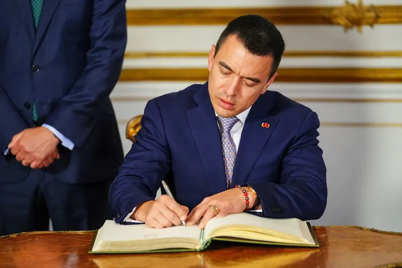 El presidente ecuatoriano anuncia reducción de ministerios para recortar gasto público