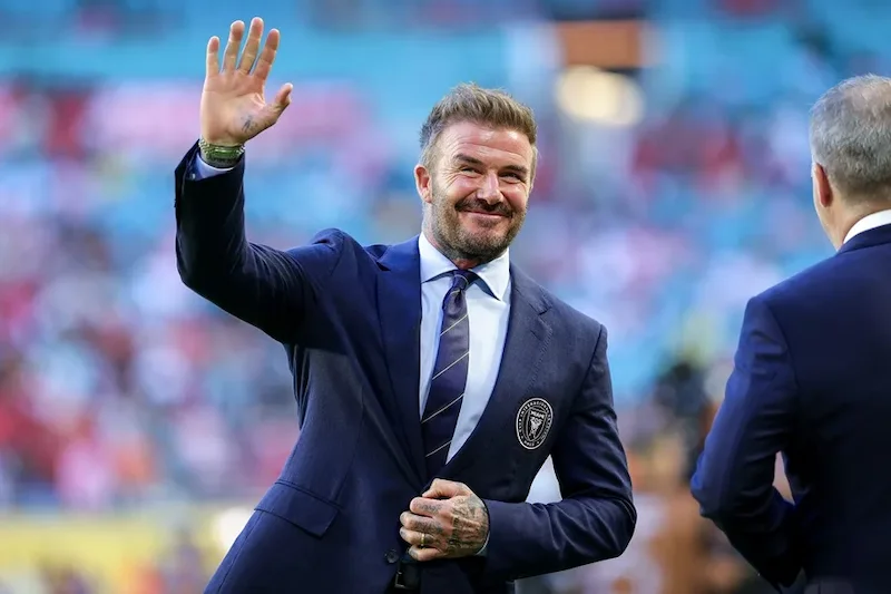 David Beckham recibe título de 'Caballero' por su legado deportivo y social