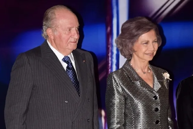 El rey emérito español Juan Carlos I asegura que Sofía es “la reina de su vida”, pese a "algunos deslices"