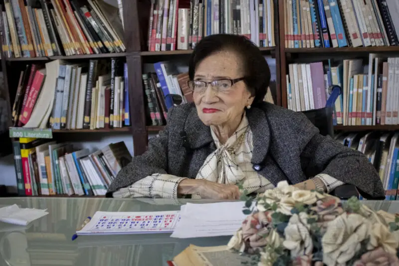 Cumple 103 años de vida la doctora María Isabel Rodríguez