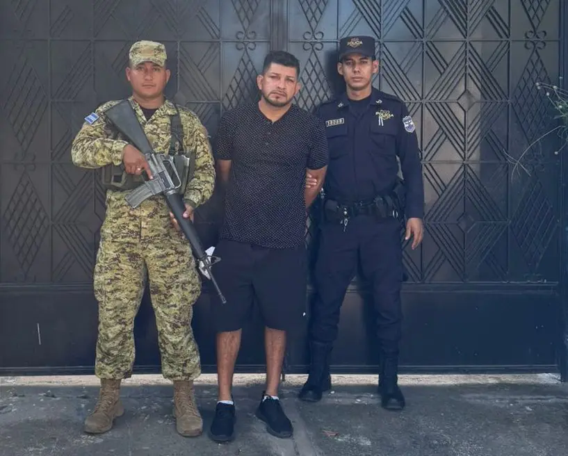Capturan a presunto pandillero de la MS13 en San Pablo Tacachico
