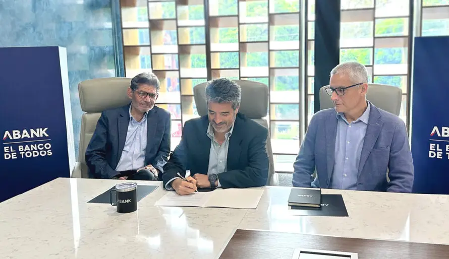 Banco ABANK recibe financiamiento por $7 millones de INVEST IN VISIONS para seguir impulsando la MIPYME en El Salvador