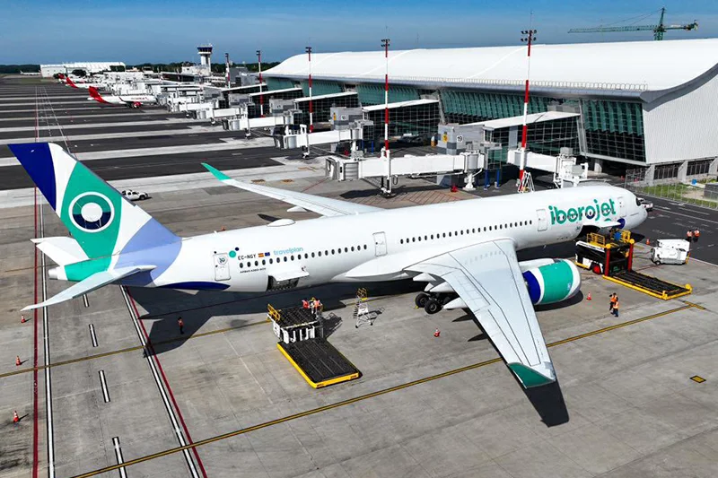 Autorizarán $195 millones del BID para construir seis nuevas salas y edificio de parqueo en Aeropuerto de El Salvador