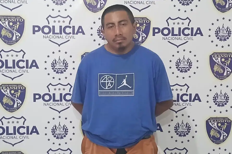 Detienen a motociclista con 215 grados de alcohol mientras realizaba “maniobras imprudentes”