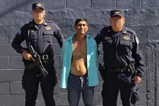 PNC captura al presunto responsable de asesinar un hombre en San Pedro Perulapán