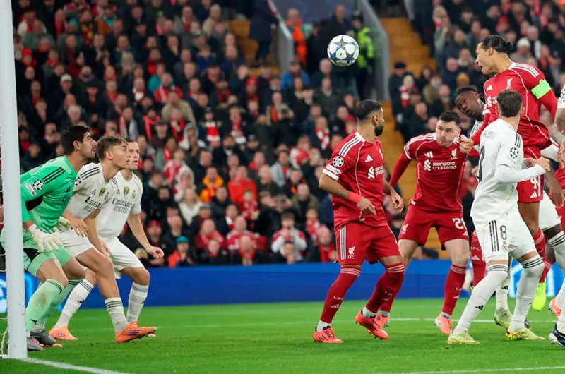 Liverpool se impone al Real Madrid con gol de Mac Allister