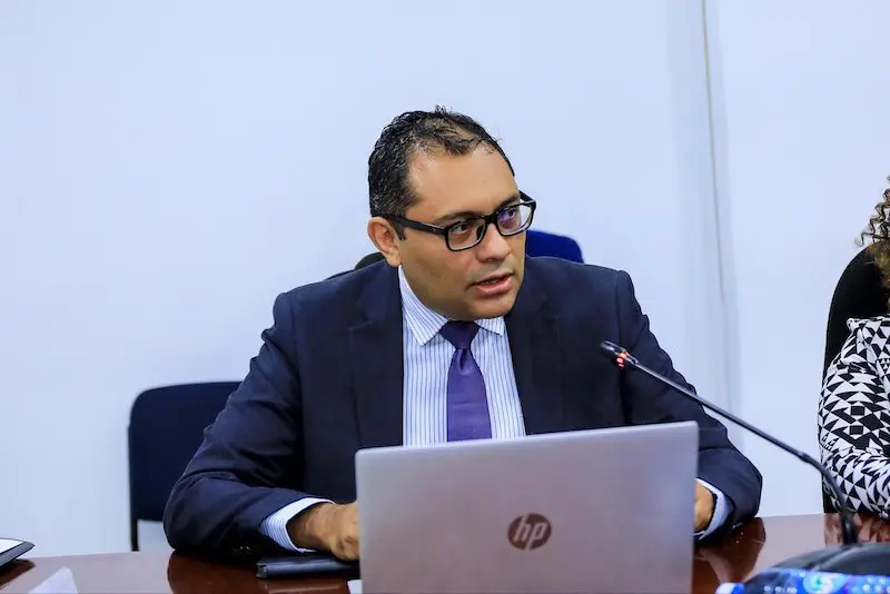 Hacienda dice inversión de préstamos atraerán “restaurantes y hoteles” a zona “Surf City” en La Libertad