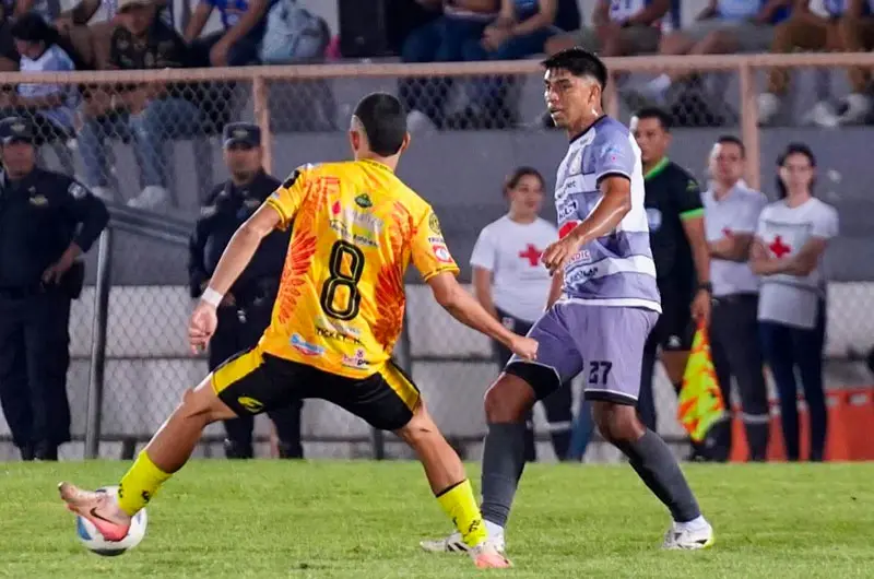 Metapán y Platense igualaron 0-0 en un partido de pocas emociones