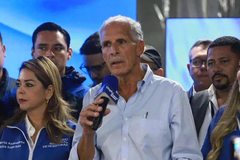 La derecha gana en Honduras: Asfura con una leve ventaja sobre Nasralla 