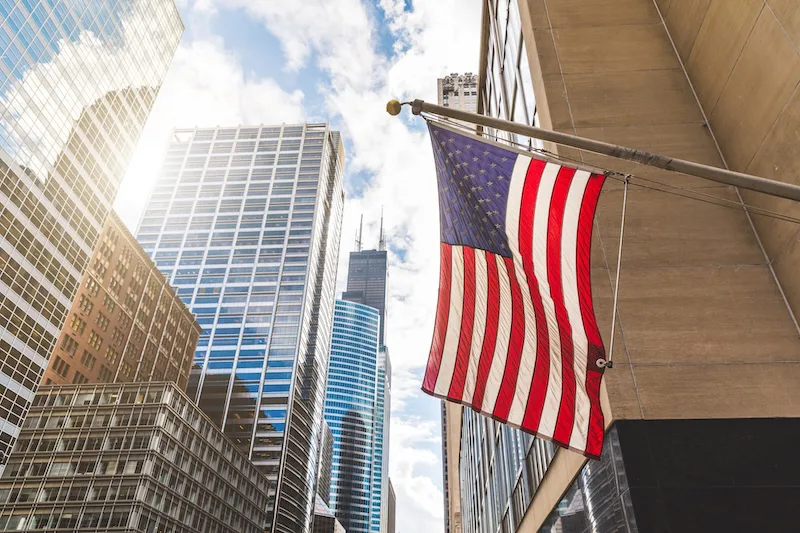 Empresas latinas impulsan el crecimiento económico en Estados Unidos, según informe