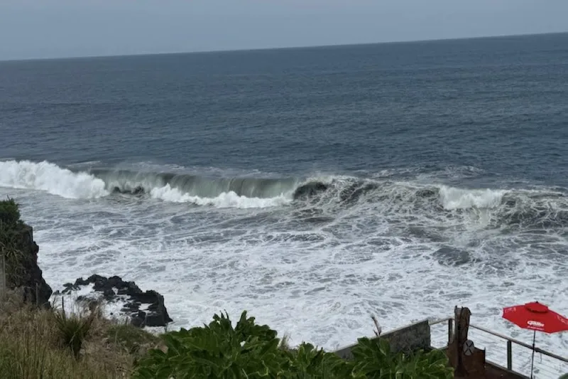 Marn advierte de olas de hasta tres metros de altura por mareas vivas el próximo fin de semana