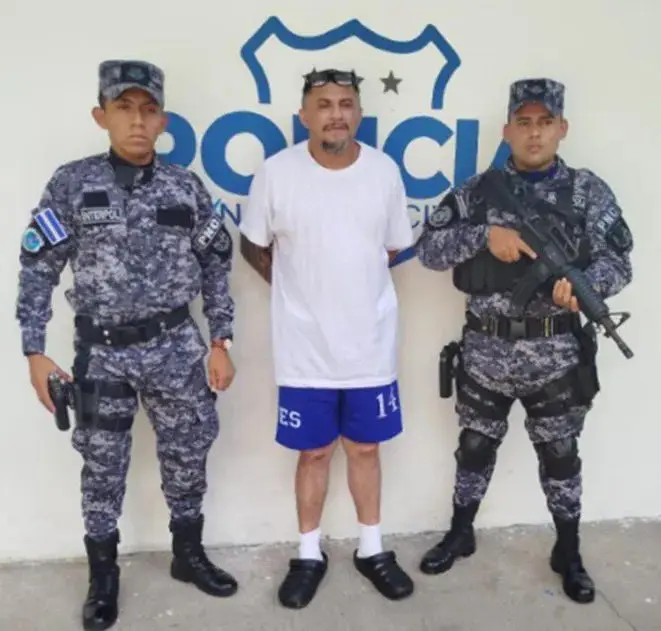 Estados Unidos deporta a pandillero de la MS-13 a El Salvador