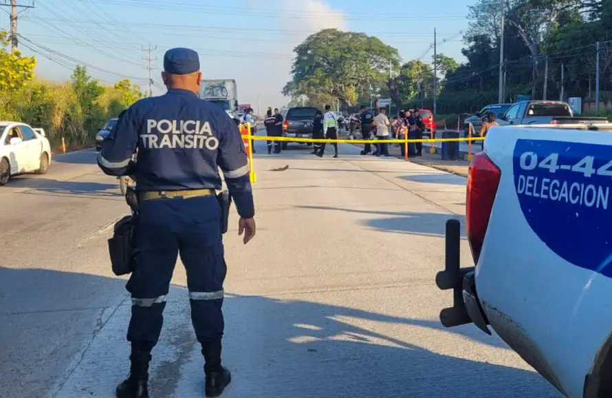 Un hombre murió atropellado cuando intentaba cruzar la calle en San Juan Opico