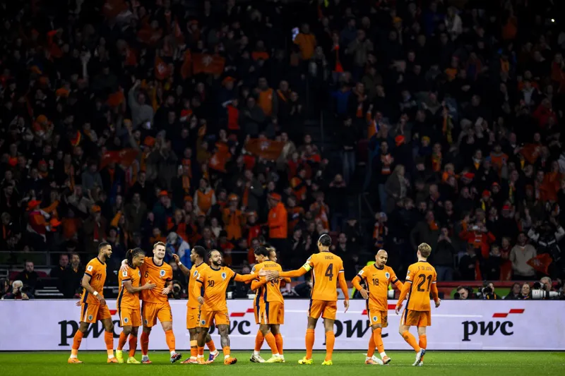 Países Bajos golea 4-0 a Lituania y clasifica invicto al Mundial 2026